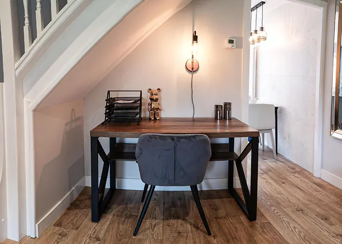 Two Bed Home In Portishead